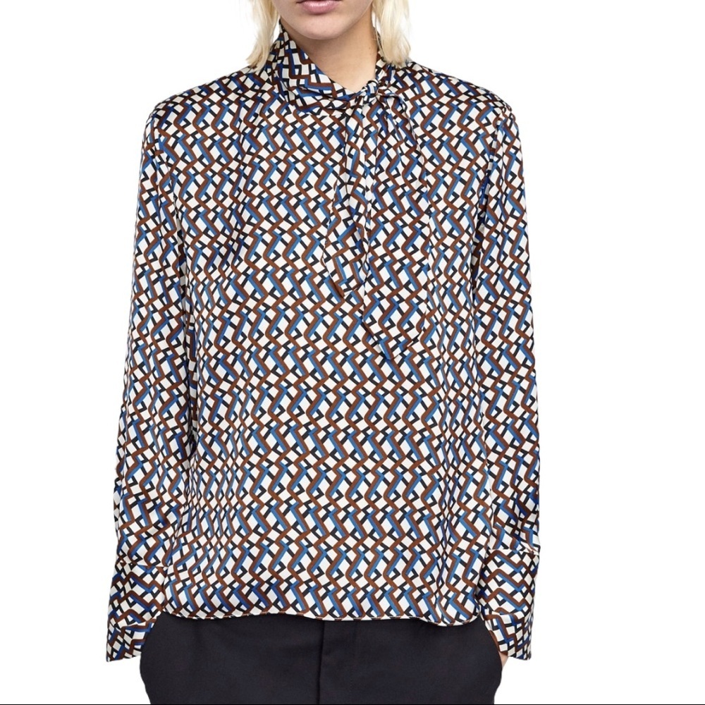 Zara Geometric Print Long Sleeve Blouse- M​